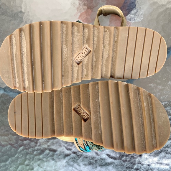 "Teva" southwest platform sandal. 8, EUC - Picture 7 of 14